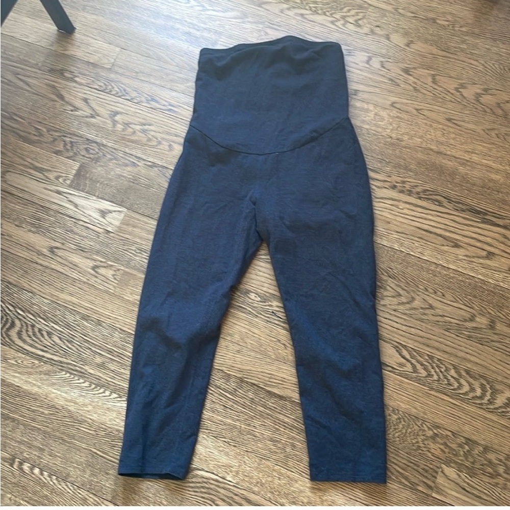 Aglow maternity leggings